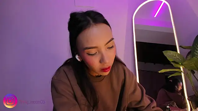tinymoon- online show from 03-08-25, 03:50
