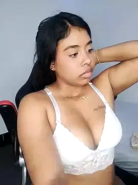 Snapshot of Fanny_Klean chatting on 01-03-25, 08:21 Fanny Klean online show from 01-03-25, 08:21