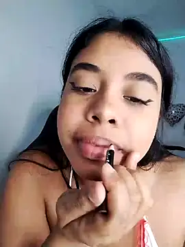 Snapshot of Fanny_Klean chatting on 02-26-25, 09:42 Fanny Klean online show from 02-26-25, 09:42