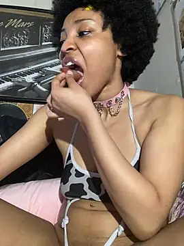 KimiAqua online show from 02-13-25, 05:22