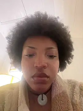 KimiAqua online show from 02-21-26, 12:39