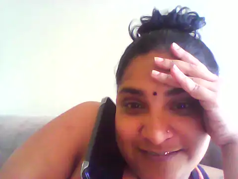 Snapshot of MsTashaxxx chatting on 11-04-25, 07:29 MsTashaxxx online show from 11-04-25, 07:29