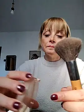 Snapshot of MySweetcum69 chatting on 02-19-26, 09:27 MySweetcum69 online show from 02-19-26, 09:27