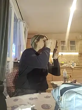 Snapshot of MySweetcum69 chatting on 03-12-26, 04:13 MySweetcum69 online show from 03-12-26, 04:13