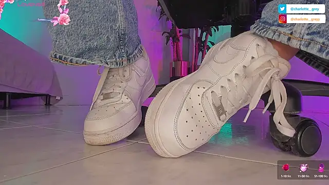 charlotte  grey online show from 09-27-25, 08:36