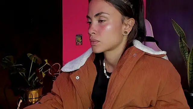 Juanadearco5 online show from 03-14-25, 09:21