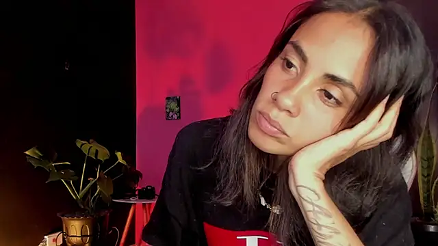 Juanadearco5 online show from 03-17-25, 09:45