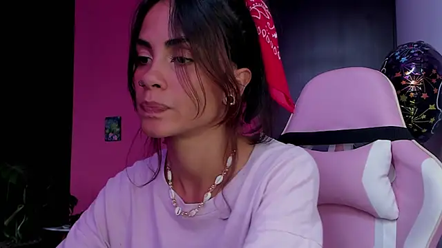 Juanadearco5 online show from 03-19-25, 05:50