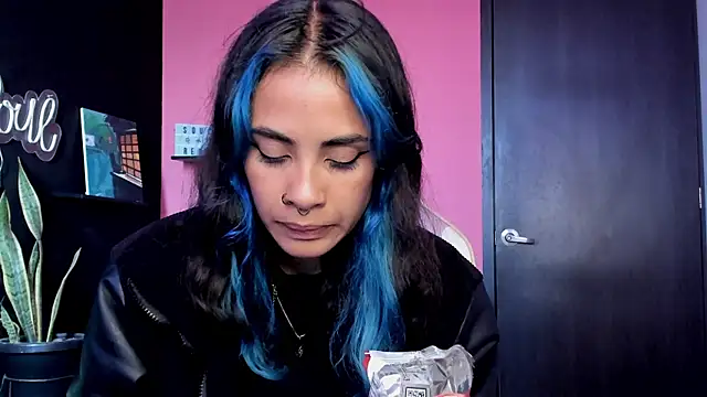 Juanadearco5 online show from 09-30-25, 09:42