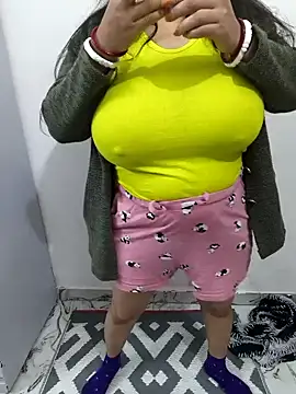 Snapshot of hot_bhabi_kolkata chatting on 12-13-24, 10:51 hot bhabi kolkata online show from 12-13-24, 10:51