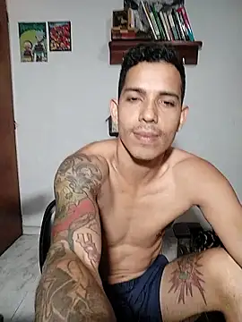 Snapshot of chero_95 chatting on 10-09-25, 04:49 chero 95 online show from 10-09-25, 04:49