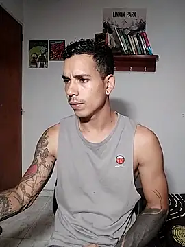 Snapshot of chero_95 chatting on 10-11-25, 07:45 chero 95 online show from 10-11-25, 07:45