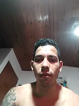 Snapshot of chero_95 chatting on 10-23-25, 08:40 chero 95 online show from 10-23-25, 08:40