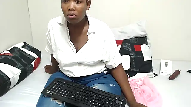 DollyAssZA online show from 03-04-25, 06:07