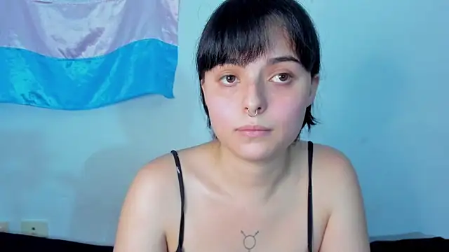 Snapshot of elizabethtaylorxxx chatting on 03-12-26, 11:00 elizabethtaylorxxx online show from 03-12-26, 11:00