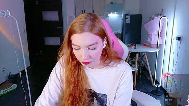 Snapshot of cinnabon_girls chatting on 03-16-26, 02:21 cinnabon girls online show from 03-16-26, 02:21