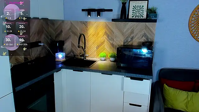 Hannah Carr online show from 03-21-26, 07:06