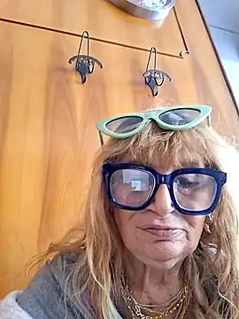 Snapshot of eva2023sexy chatting on 04-15-26, 02:13 eva2023sexy online show from 04-15-26, 02:13