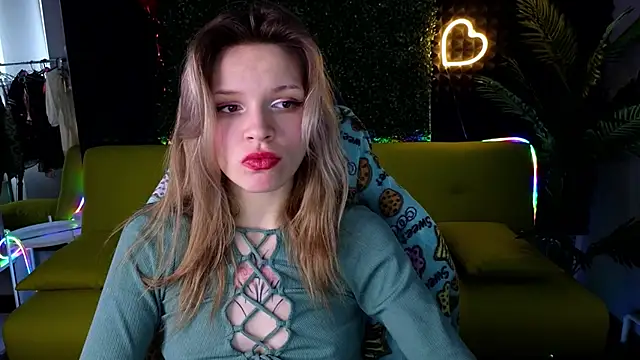 LitaBrom online show from 03-13-25, 07:53