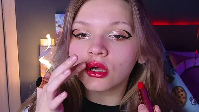 LitaBrom online show from 03-17-25, 08:18