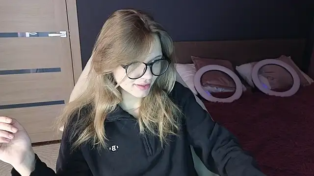 LitaBrom online show from 10-18-25, 02:03