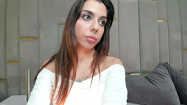 Snapshot of eva_lim chatting on 09-27-25, 03:28 eva lim online show from 09-27-25, 03:28