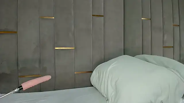 Snapshot of eva_lim chatting on 03-18-26, 09:18 eva lim online show from 03-18-26, 09:18