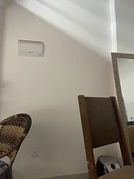 Snapshot of Pinkhotbaby chatting on 12-15-25, 07:18 Pinkhotbaby online show from 12-15-25, 07:18