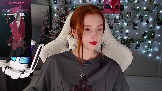 Meow babe online show from 12-15-24, 05:23