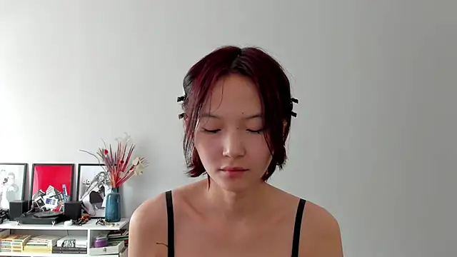 ailey chao online show from 09-26-25, 03:43