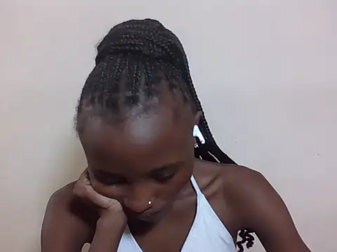 SexyNeedle22 online show from 11-13-25, 07:40