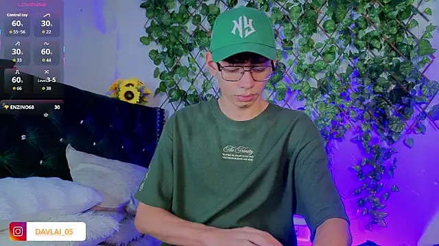 Daviid laidd online show from 11-10-25, 07:46