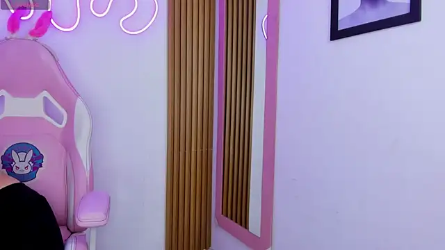 Snapshot of emilymiller_tcw chatting on 03-14-25, 11:34 emilymiller tcw online show from 03-14-25, 11:34