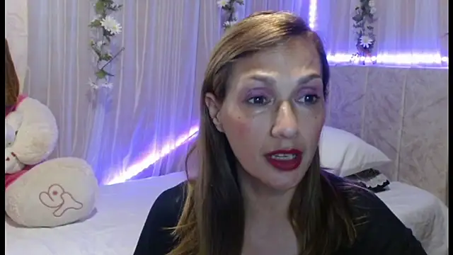 italagomez  online show from 01-20-25, 10:15