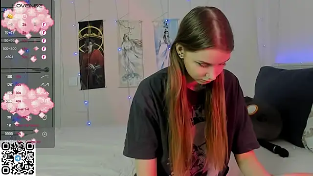 Snapshot of JorRoger chatting on 02-11-25, 08:42 JorRoger online show from 02-11-25, 08:42