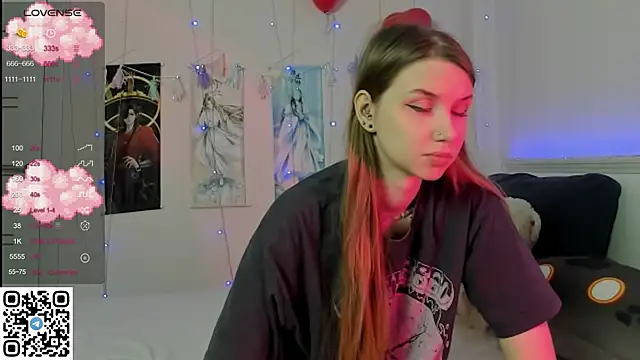 Snapshot of JorRoger chatting on 02-14-25, 10:25 JorRoger online show from 02-14-25, 10:25