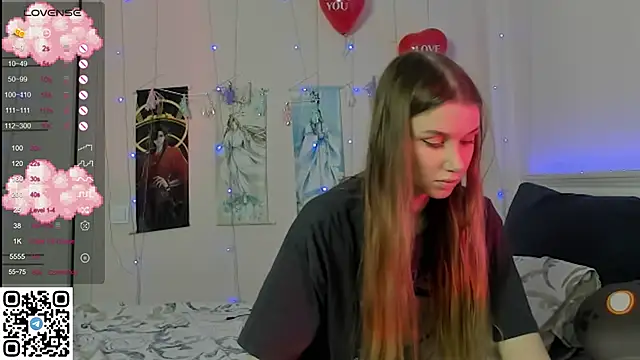 Snapshot of JorRoger chatting on 02-15-25, 10:42 JorRoger online show from 02-15-25, 10:42