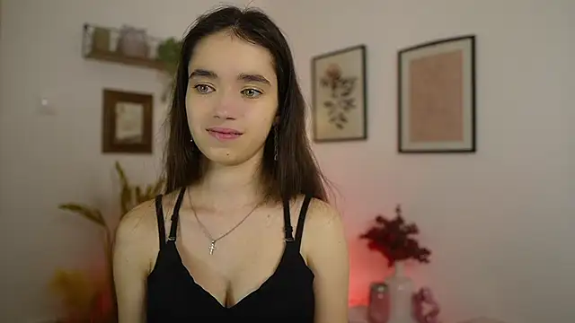 Gia Paige18 online show from 02-18-26, 07:21