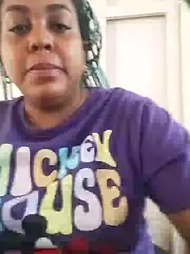 ELLA KELLY online show from 01-13-25, 12:13