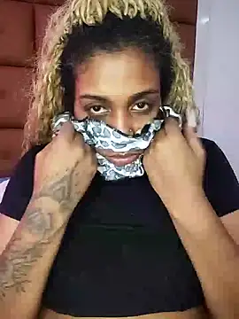 ELLA KELLY online show from 10-04-25, 11:08