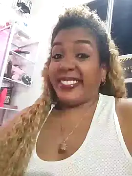 Snapshot of ELLA_KELLY chatting on 02-27-26, 11:43 ELLA KELLY online show from 02-27-26, 11:43