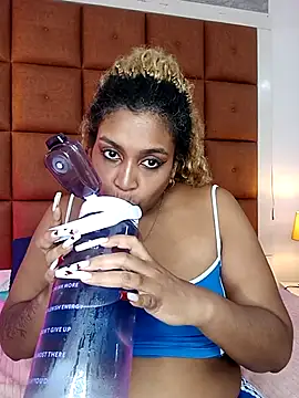 Snapshot of ELLA_KELLY chatting on 03-12-26, 12:00 ELLA KELLY online show from 03-12-26, 12:00