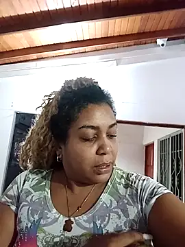 Snapshot of ELLA_KELLY chatting on 03-23-26, 11:47 ELLA KELLY online show from 03-23-26, 11:47