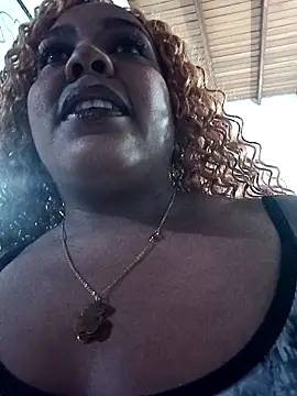 Snapshot of ELLA_KELLY chatting on 03-24-26, 11:48 ELLA KELLY online show from 03-24-26, 11:48