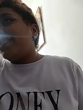 ELLA KELLY online show from 06-16-26, 11:57