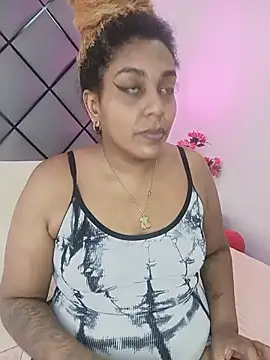 ELLA KELLY online show from 06-25-26, 11:48