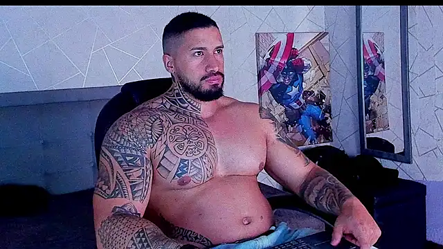 Snapshot of Cristian_Walker chatting on 02-14-26, 12:02 Cristian Walker online show from 02-14-26, 12:02