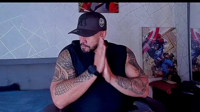 Snapshot of Cristian_Walker chatting on 03-09-26, 01:04 Cristian Walker online show from 03-09-26, 01:04