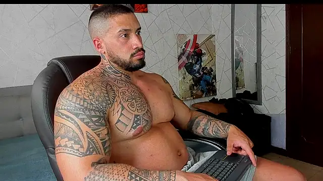 Snapshot of Cristian_Walker chatting on 03-16-26, 09:08 Cristian Walker online show from 03-16-26, 09:08