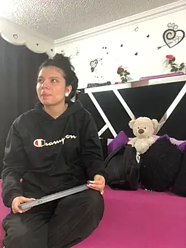 1lovelygirls online show from 10-29-25, 12:07